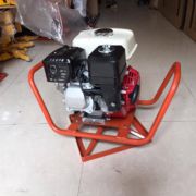 Máy đầm dùi bơm nước chạy xăng (5.5HP)