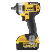 Máy vặn ốc vít động lực Dewalt DCF880D2 (18V)