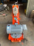 May bam nen tao nham be tong EXP 300 (7.5KW)