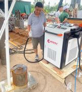 May Laser tay son danh gi sat 2000W/220V